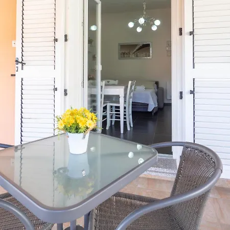 Casa de hóspedes Sweethome - Morada 3*