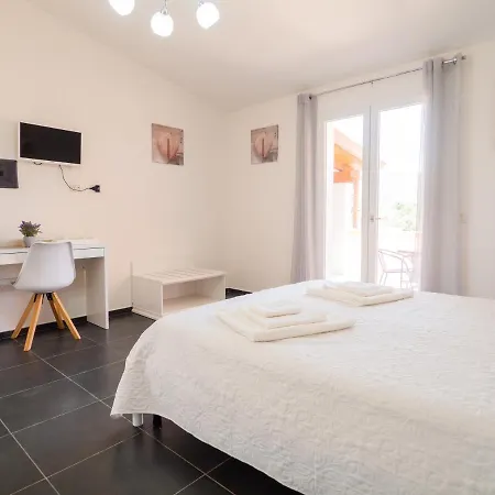 Sweethome - Morada 3* Torpè